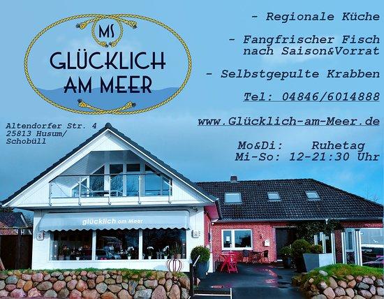 Glücklich am Meer