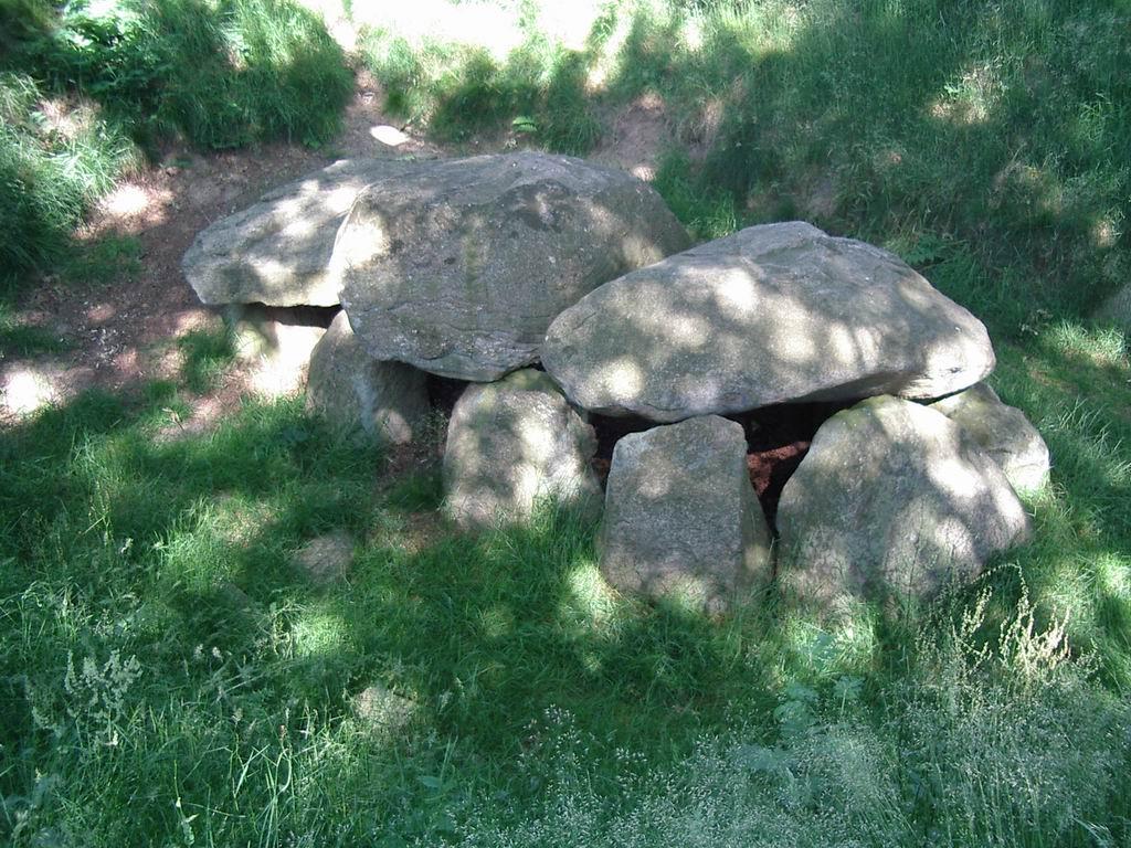 Megalithanlagen bei Westerwanna