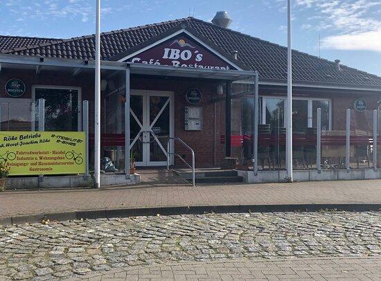 IBO'S Cafe-Restaurant