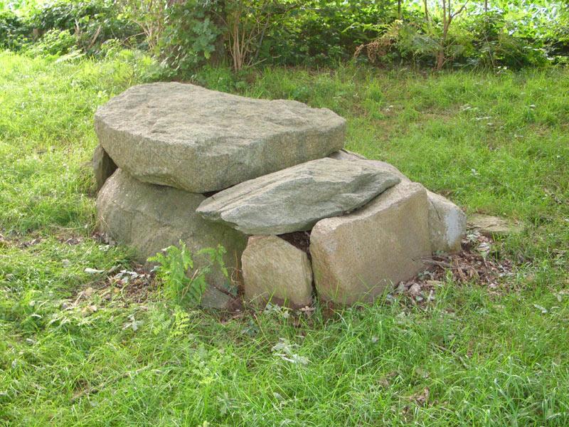 Steingrab von Hagenah