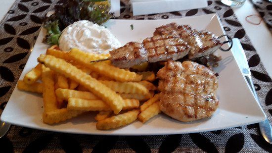 Akropolis Restaurant